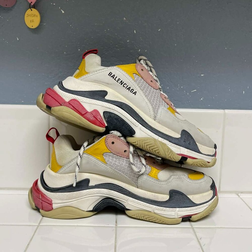 Balenciaga triple S sneakers - Picture 8 of 16